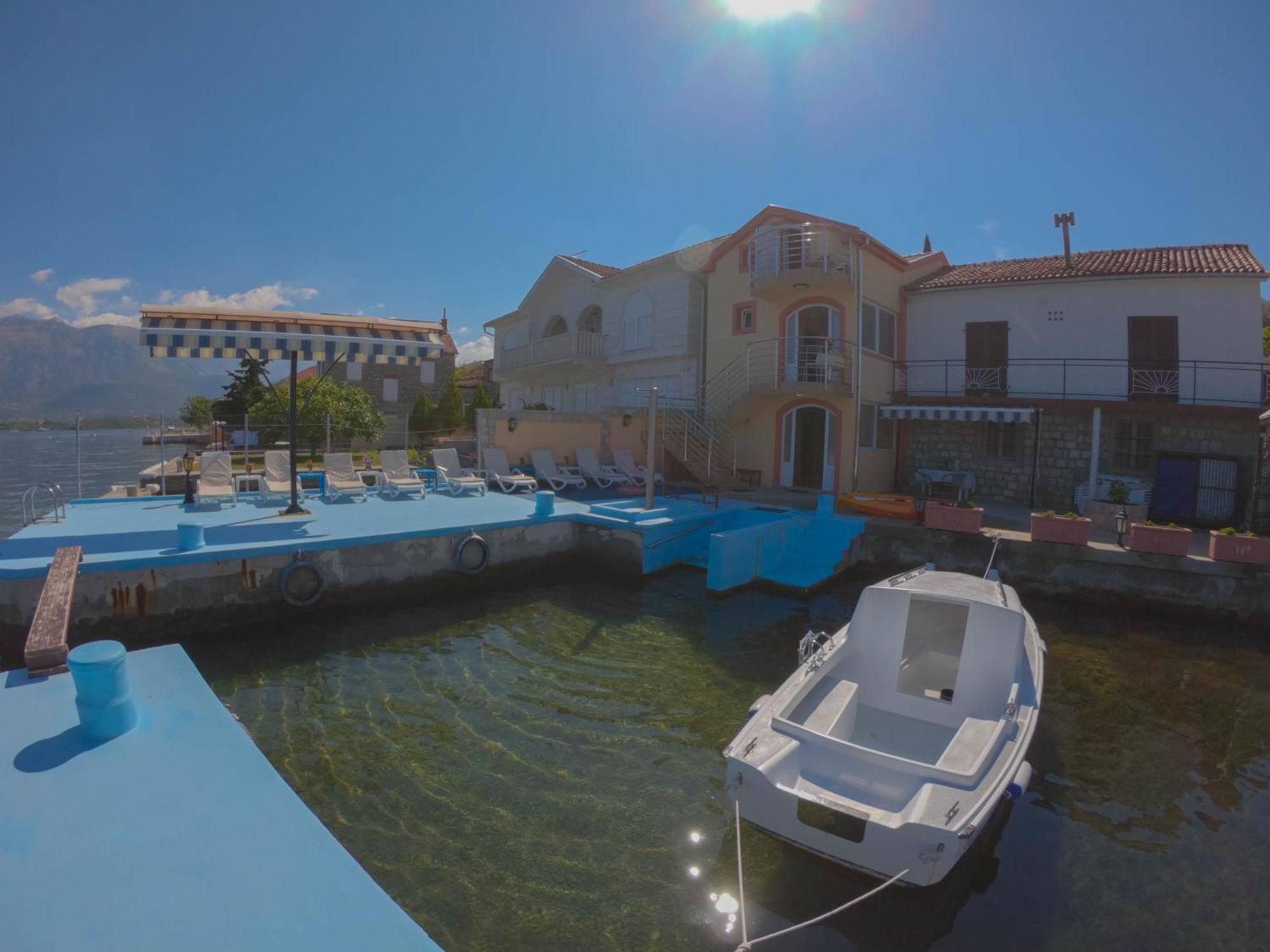 Porto Del Sole Apartments Tivat Luaran gambar